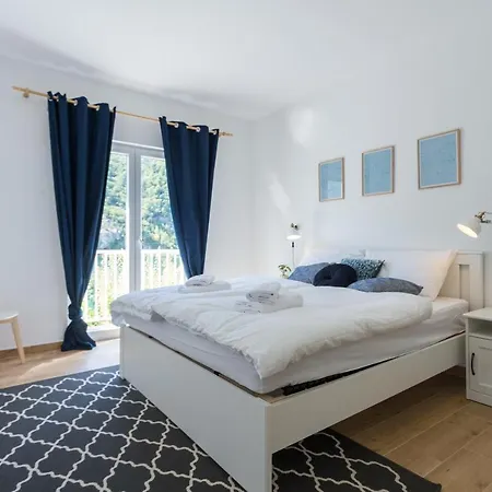 Bogo-galijun 3* Mokošica